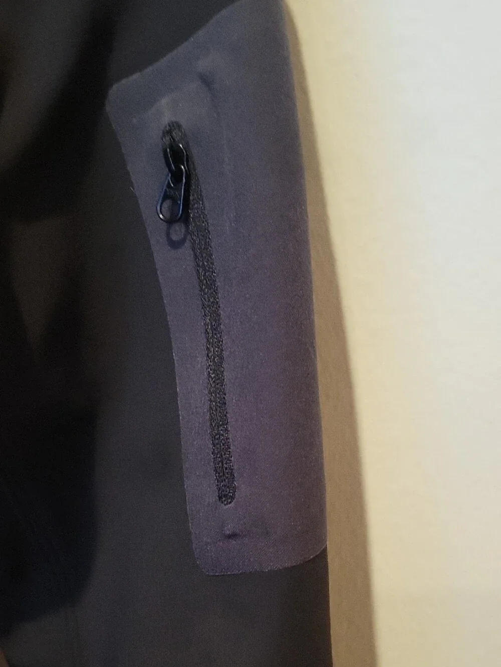 Arcteryx lightweight softshell